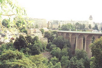 Фотография Люксембурга. Люксембург, каменный мост 