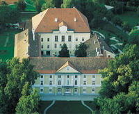 Замок Штархемберг