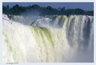 Фотография Бразилии. Водопад Игуасу (четвертая точка зрения) 