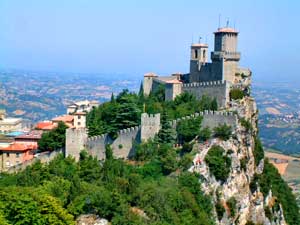 Фотография Сан-Марино. Гора-замок в Сан-Марино 