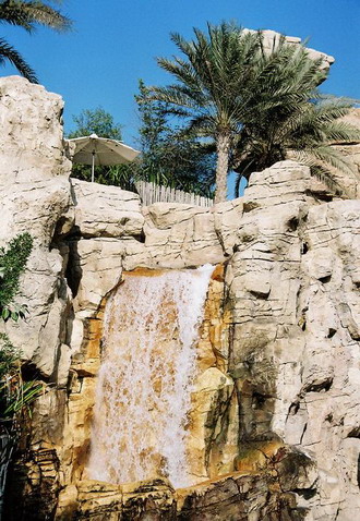 Фотография ОАЭ. Рукотворный водопад 